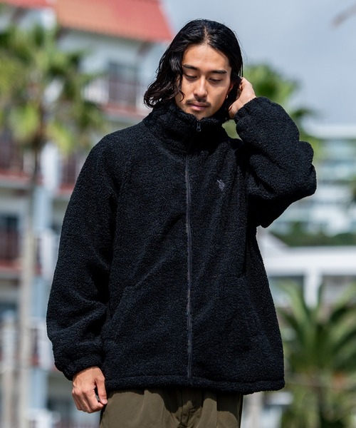 SILVER BULLET(シルバーバレット)の「『U.S. POLO ASSN/ユーエスポロアッスン』ボアスタンドJKT(テーラードジャケット・レディース・ブラック/アイボリー/ベージュ・M/L)」の6枚目の写真