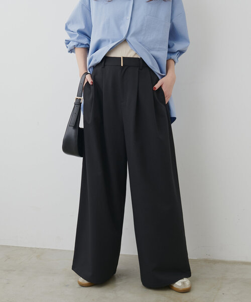 natural couture(ナチュラルクチュール)の「osonoゴールドバー付きタックワイドパンツ(その他パンツ・レディース・モカ/ブラック/グレイッシュベージュ・MEDIUM/LARGE)」の6枚目の写真