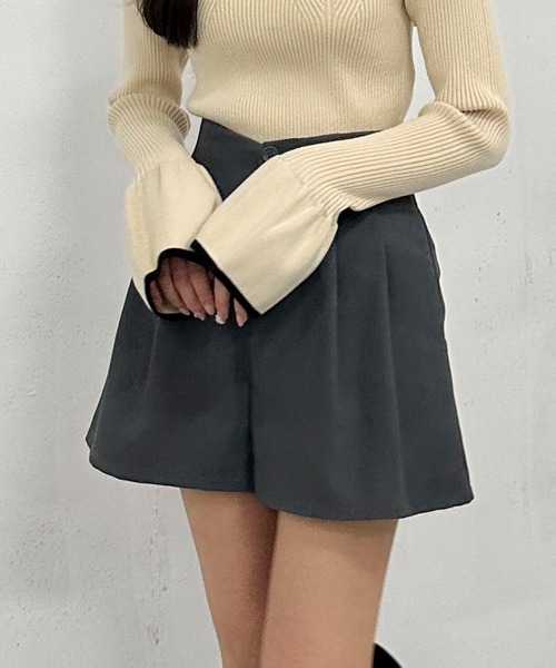 archives（アルシーヴ）の「ハイウエストタックショートパンツ（その他パンツ・レディース・ブラック/アイボリー/グレー・MEDIUM）」の4枚目の写真