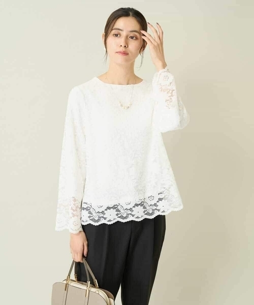 a.v.v（アーヴェヴェ）の「レーススカラップブラウス（シャツ/ブラウス・レディース・ホワイト/ネイビー・40/38/36/42/34）」の4枚目の写真