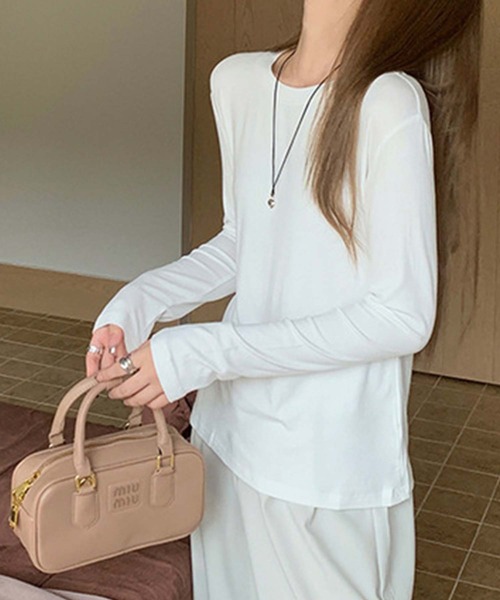 Jasmine Grandiflorum(ジャスミングランディフローラム)の「【Jasmine】長袖Tシャツインナートップス(Tシャツ/カットソー・レディース・ブラック/ダークグレー/イエロー/ホワイト/ライトグレー/ライトグリーン/ピンク・FREE)」の10枚目の写真