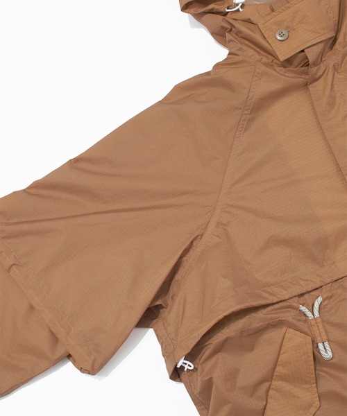 F/CE. （エフシーイー）の「F/CE. 2.5 LAYER TWO-PIECE COAT / エフシーイー 2.5レイヤー ツーピース コート（ダウンジャケット/コート・メンズ・グレー/ブラック・MEDIUM/SMALL）」の14枚目の写真