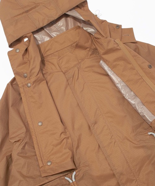 F/CE. （エフシーイー）の「F/CE. 2.5 LAYER TWO-PIECE COAT / エフシーイー 2.5レイヤー ツーピース コート（ダウンジャケット/コート・メンズ・グレー/ブラック・MEDIUM/SMALL）」の20枚目の写真