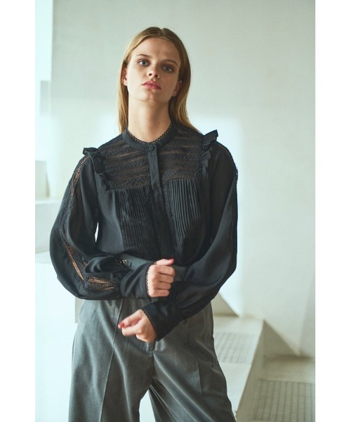 Estella.K(エステラケー)の「Alila Blouse スタンドボーダーレースBL(シャツ/ブラウス・レディース・ベージュ系/ホワイト/ブラック・FREE)」の17枚目の写真