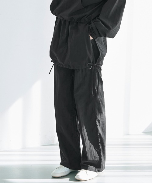 coca(coca)(コカ)の「【WEB限定セール】ナイロンスカートドッキングパンツ(その他パンツ・レディース・ホワイト/ブラック・L/M)」の2枚目の写真