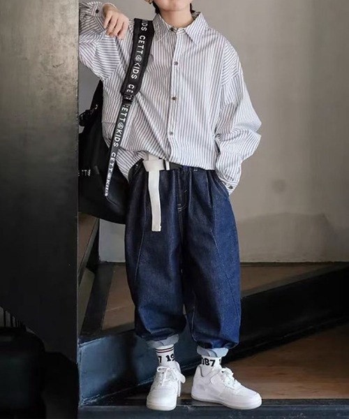 aimoha(アイモハ)の「【aimoha KIDS】キッズフラップポケット付きストライプシャツ(シャツ/ブラウス・キッズ・ライトグレー・120/150/140/130/110)」の2枚目の写真