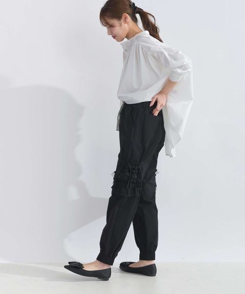 PICCIN(ピッチン)の「ポケットフリルカーゴパンツ(カーゴパンツ・レディース・ブラック/ベージュ・M)」の12枚目の写真