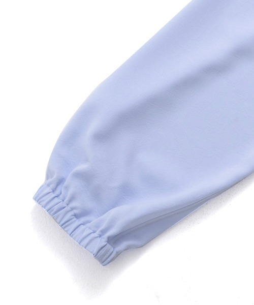 Arnold Palmer（アーノルドパーマー）の「ランダム シワ加工 シャツパーカー（シャツ/ブラウス・レディース・ホワイト/ライトブルー/ネイビー・L/M/S）」の10枚目の写真