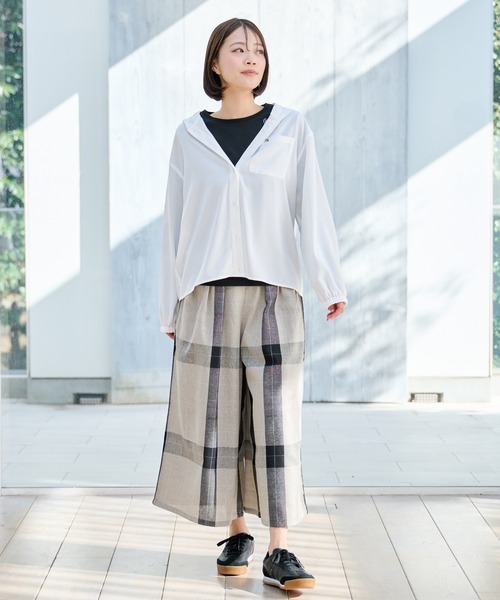 Arnold Palmer（アーノルドパーマー）の「ランダム シワ加工 シャツパーカー（シャツ/ブラウス・レディース・ホワイト/ライトブルー/ネイビー・L/M/S）」の18枚目の写真