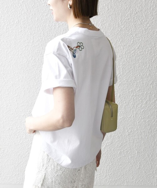 SHIPS any(シップス エニィ)の「【SHIPS any別注】Collegiate Pacific:〈洗濯機可能〉V ガゼット プリント & 刺繍 Tシャツ 25SS(Tシャツ/カットソー・レディース・ホワイト/ライトグレー/ライトグレー系/チャコールグレー・ONE SIZE)」の10枚目の写真