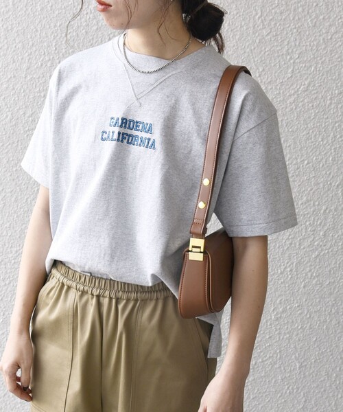 SHIPS any(シップス エニィ)の「【SHIPS any別注】Collegiate Pacific:〈洗濯機可能〉V ガゼット プリント & 刺繍 Tシャツ 25SS(Tシャツ/カットソー・レディース・ホワイト/ライトグレー/ライトグレー系/チャコールグレー・ONE SIZE)」の17枚目の写真