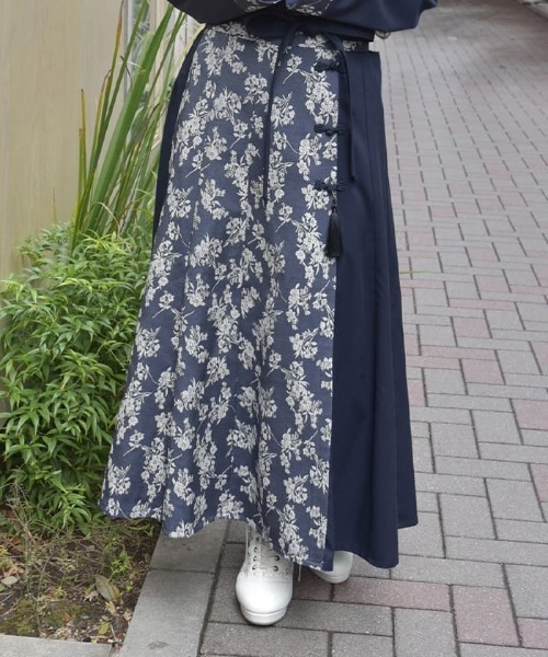 暗夜の花柄チャイナジャガードスカート