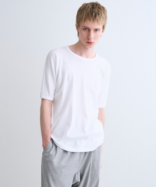 three dots(スリードッツ)の「オーガニックコットンニット クルーネックTシャツ(シャツ/ブラウス・メンズ・オリーブ/ベージュ系その他・MEDIUM/LARGE/X-LARGE/SMALL)」の7枚目の写真