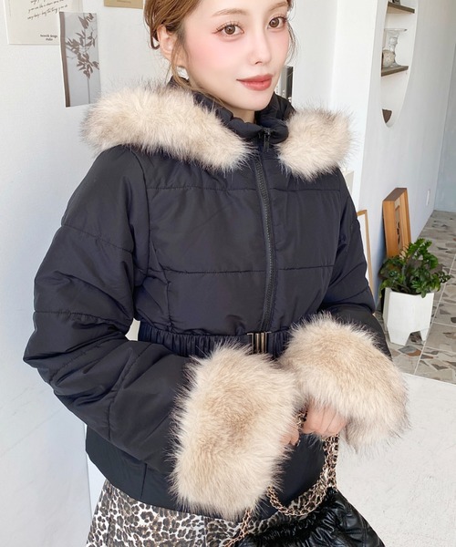 moment+（モーメントプラス）の「ベルト付きフードファーダウン