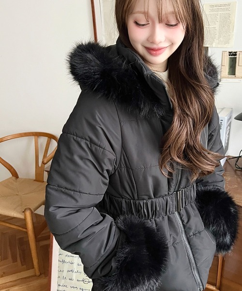 セール】ベルト付きフードファーダウンジャケット（ダウンジャケット