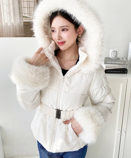 セール】ベルト付きフードファーダウンジャケット（ダウンジャケット