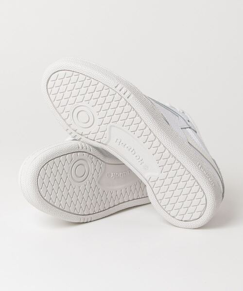 Reebok（リーボック）の「クラブシー リベンジ / CLUB C REVENGE（スニーカー・メンズ・アイボリー/ホワイト・27.5cm/28.0cm/28.5cm/29.0cm/30.0cm/22.5cm/23.0cm/23.5cm/24.5cm/24.0cm/25.0cm/25.5cm/26.0cm/26.5cm/27.0cm）」の7枚目の写真