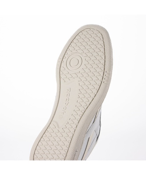 Reebok（リーボック）の「クラブシー リベンジ / CLUB C REVENGE（スニーカー・メンズ・アイボリー/ホワイト・27.5cm/28.0cm/28.5cm/29.0cm/30.0cm/22.5cm/23.0cm/23.5cm/24.5cm/24.0cm/25.0cm/25.5cm/26.0cm/26.5cm/27.0cm）」の15枚目の写真