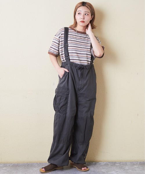 CUBE SUGAR（キューブシュガー）の「薄ツイル×ミニヘリンボン硫化染サス付カーゴパンツ（カーゴパンツ・レディース・ベージュ/スミクロ/ネイビー/カーキ・M）」の5枚目の写真