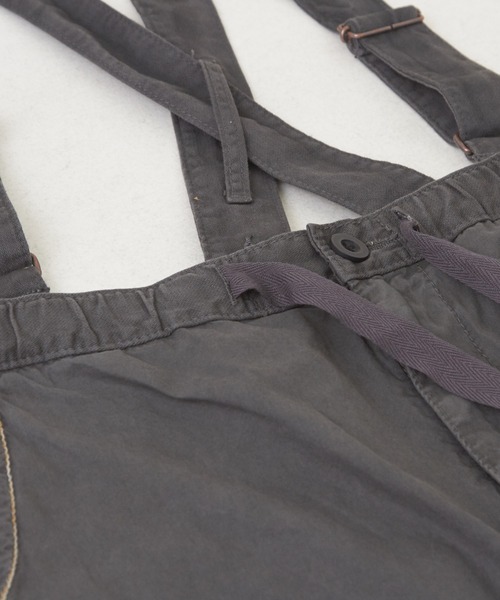 CUBE SUGAR（キューブシュガー）の「薄ツイル×ミニヘリンボン硫化染サス付カーゴパンツ（カーゴパンツ・レディース・ベージュ/スミクロ/ネイビー/カーキ・M）」の20枚目の写真
