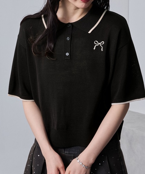 nui nullu（ヌイヌル）の「【nui nullu】リボン刺繍バイカラークロップドニットポロシャツ（ポロシャツ・レディース・ネイビー/ブラック/オフホワイト/ブルー・FREE）」の3枚目の写真