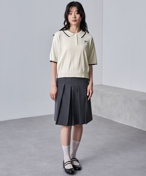 nui nullu（ヌイヌル）の「【nui nullu】リボン刺繍バイカラークロップドニットポロシャツ（ポロシャツ・レディース・ネイビー/ブラック/オフホワイト/ブルー・FREE）」の14枚目の写真