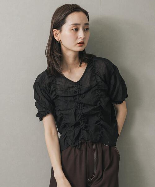 SENSE OF PLACE by URBAN RESEARCH(センスオブプレイスバイアーバンリサーチ)の「シャーリングブラウス(5分袖)(シャツ/ブラウス・レディース・オフホワイト/グリーン/ブラック・ONE)」の19枚目の写真