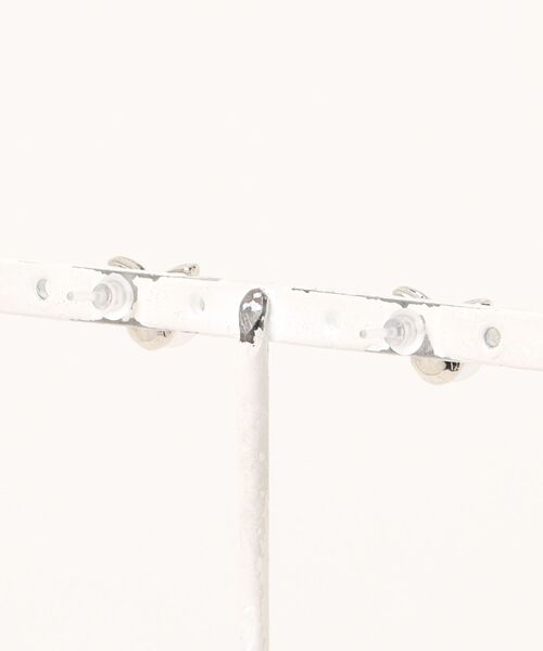 FOREVER 21(フォーエバー トゥエンティーワン)の「リボンパールピアス(ピアス(両耳用)・レディース・ゴールド/シルバー・FREE)」の6枚目の写真