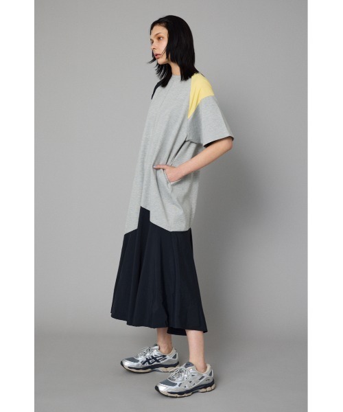 HeRIN.CYE(ヘリンドットサイ)の「Patch docking one piece パッチドッキングワンピース(ワンピース・レディース・グレー/ブラック/ネイビー・FREE)」の4枚目の写真