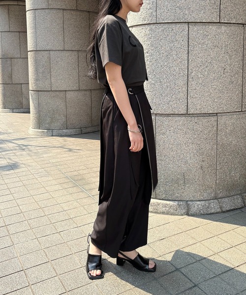 tシャツ 「＆g'aime」ロゴレザーベルトTシャツ　Logo Belted Tee レディース &g'aime tシャツ 「＆g'aime」ロゴレザーベルトTシャツ Logo