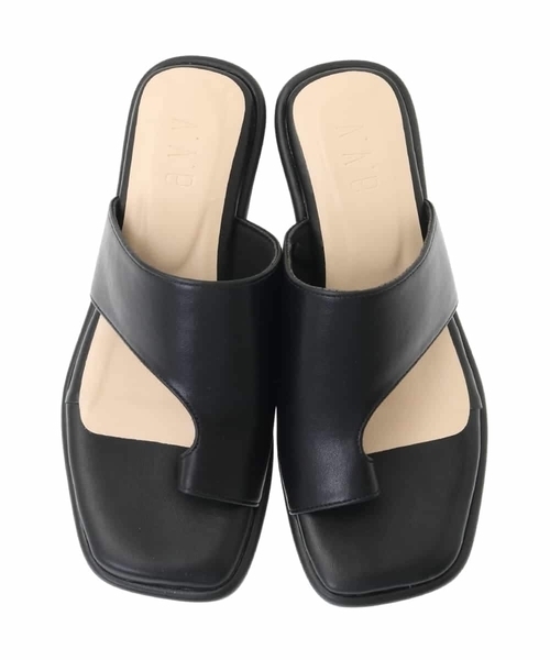 a.v.v（アーヴェヴェ）の「トングサンダル（サンダル・レディース・アイボリー/ブラック・24.5/23.5/22.5）」の21枚目の写真