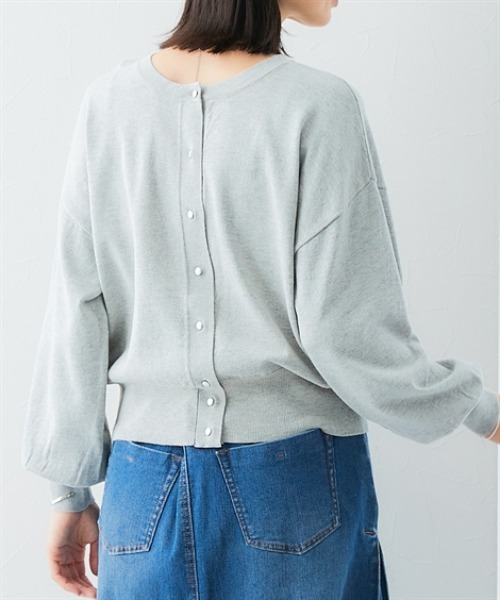 7days Life Styling(セブンデイズライフスタイリング)の「【接触冷感/UVカット】前後2WAYメタルボタン綿混ニットカーディガン(ニット/セーター・レディース・ブルー/杢グレー/ブラック・S/M/L/LL/3L)」の21枚目の写真