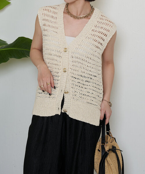 Jena espace merveilleux（ジェナ　エスパスメルヴェイユ）の「テープヤーンベスト（カーディガン/ボレロ・レディース・グレー/ベージュ・FREE）」の15枚目の写真