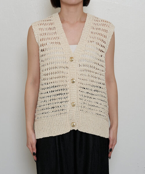 Jena espace merveilleux（ジェナ　エスパスメルヴェイユ）の「テープヤーンベスト（カーディガン/ボレロ・レディース・グレー/ベージュ・FREE）」の21枚目の写真