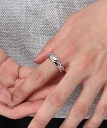 3.3 Field Trip （3.3フィールドトリップ）の「3.3 Field Trip／ツイストリング（リング）」