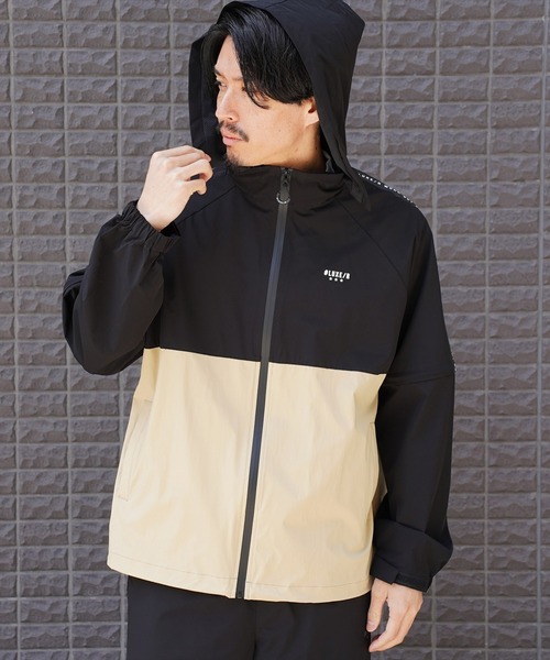 LUXE/R GOLF（ラグジュ ゴルフ）の「(RM)【LUXE/R GOLF】2レイヤー バイカラー ブルゾン+パンツ[肘・膝部分取り外し可能]（ナイロンジャケット・メンズ・ブラック×ベージュ/ブラック×グレー・L/M）」の6枚目の写真