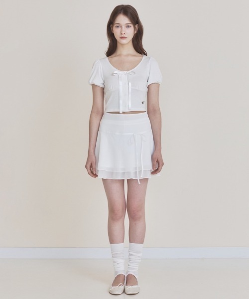 NOT YOUR ROSE(ノットユアローズ)の「【NOTYOURROSE】Angel top / 【ノットユアローズ】半袖カーディガン(カーディガン/ボレロ・レディース・アイボリー/ブラック・ONE SIZE)」の4枚目の写真