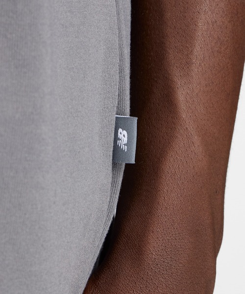 NEW BALANCE(ニューバランス)の「ショートスリーブTシャツ(Tシャツ/カットソー・メンズ・ダークグレー/カーキ/ブラック・X-LARGE/LARGE/MEDIUM/SMALL/XX-LARGE)」の12枚目の写真