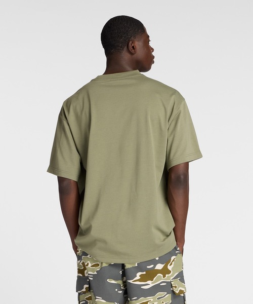 NEW BALANCE(ニューバランス)の「ショートスリーブTシャツ(Tシャツ/カットソー・メンズ・ダークグレー/カーキ/ブラック・X-LARGE/LARGE/MEDIUM/SMALL/XX-LARGE)」の15枚目の写真