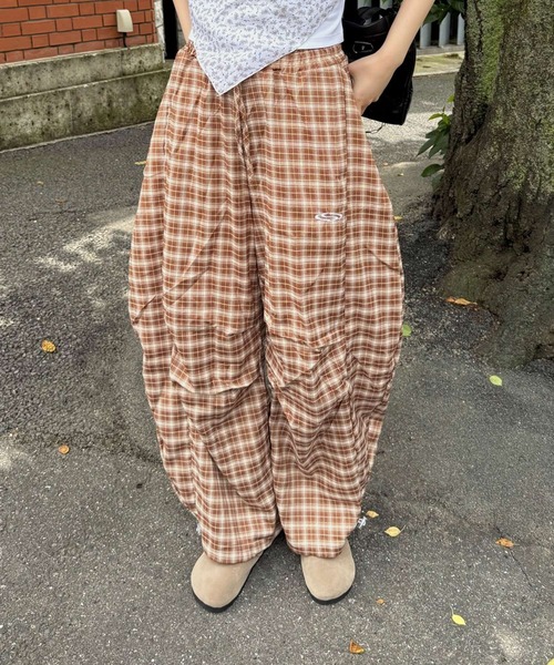 MEMECLE（メメクル）の「【 MEMECLE / メメクル 】チェック イージーパンツ（その他パンツ・レディース・ブラウン/ライトブルー・L/M/S）」の6枚目の写真