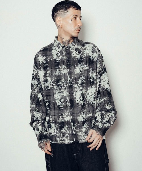 Subciety(サブサエティ)の「Painted plaid shirt(シャツ/ブラウス・メンズ・ブルー/ブラウン/ブラック・SMALL/MEDIUM/LARGE/X-LARGE)」の8枚目の写真