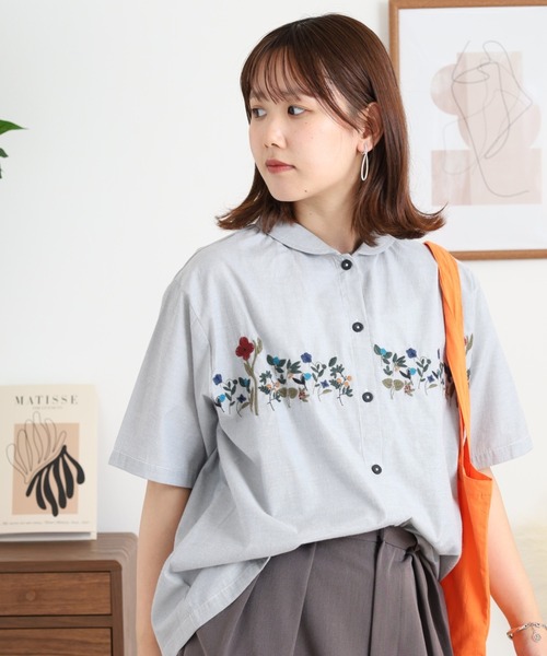 Emago(イマゴ)の「EMAGO 花刺繍ストライプシャツ(シャツ/ブラウス・レディース・ブルー/グレー・FREE)」の14枚目の写真