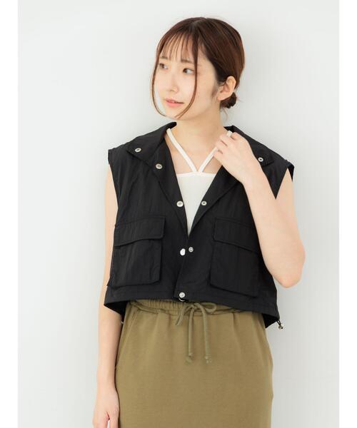 Te chichi TERRASSE（テチチテラス）の「ナイロンショートベスト（ベスト・レディース・ブラック/グレー/オフホワイト・F）」の13枚目の写真