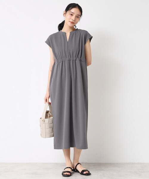 Dessin(デッサン)の「【洗える】カットジョーゼットリラクシーワンピース(ワンピース・レディース・ダークブラウン/チャコールグレー/ブラック・01/02)」の5枚目の写真