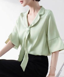 レディースのシャツ/ブラウス（グリーン・カーキ/緑色系・ボウタイ襟