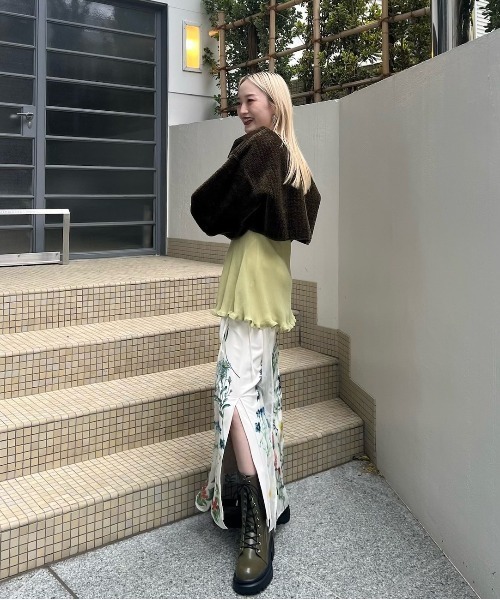新品試着のみ【AMERIアメリ】主役級　鮮やかスカート EMMA MAJOLICA PLEATS SKIRT（スカート）｜Ameri（アメリ）の