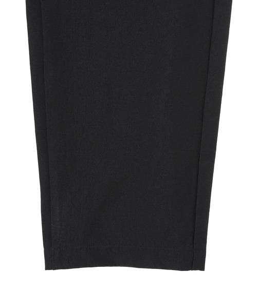 GOLDWIN(ゴールドウィン)の「GOLDWIN One Tuck Tapered Ankle Pants GL75186(その他パンツ・メンズ・ブラック・3/1/2)」の6枚目の写真