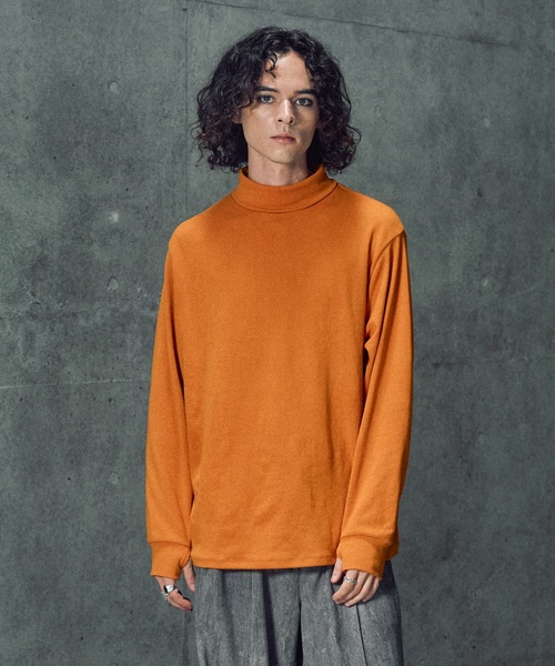 CASPER JOHN（キャスパージョン）の「Super stretch turtleneck cutsew / スーパーストレッチタートルネックカットソー（Tシャツ/カットソー・メンズ・マスタード/カーキ/ブラック/ブルー/チャコールグレー/レッド/ブラウン/ホワイト・X-SMALL/LARGE/MEDIUM/SMALL）」の7枚目の写真