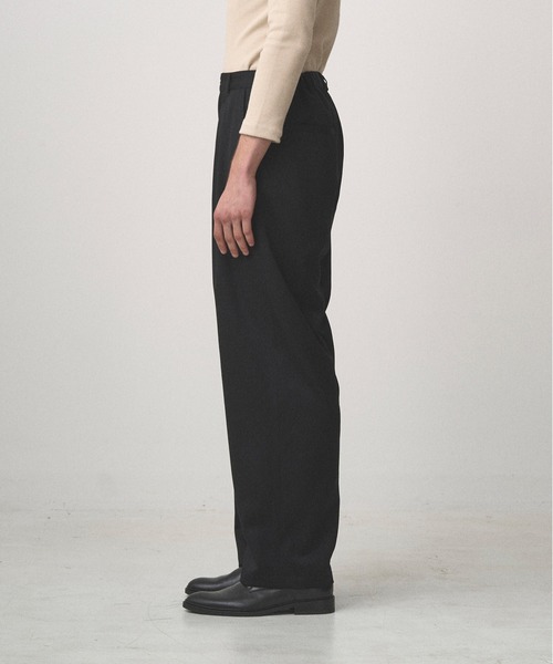 Juha（ユハ）の「BALLOON DRAPE PANTS（スラックス・メンズ・ブラック/ネイビー/ブラウン・2/3/4）」の4枚目の写真