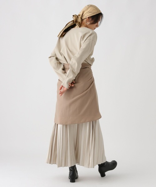 Elura(エルーラ)の「チンツプリーツスカート/583719(スカート・レディース・ライトベージュ/ブラウン・LARGE/MEDIUM)」の4枚目の写真